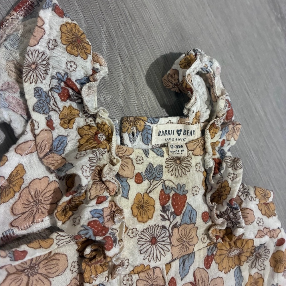 0-3 Month Floral Bundle - Picture 5 of 7